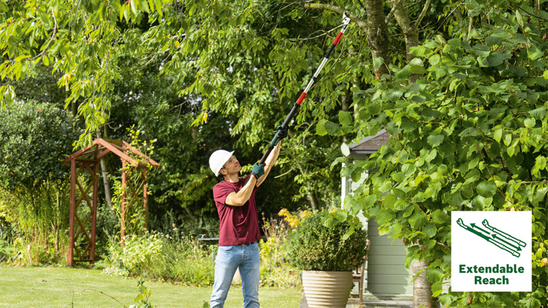 Declanşator la 360° pentru curăţarea crengilor în locuri înguste